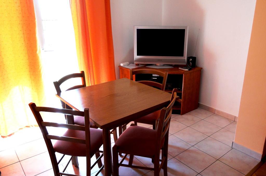 Super Odmor Apartment Tucepi